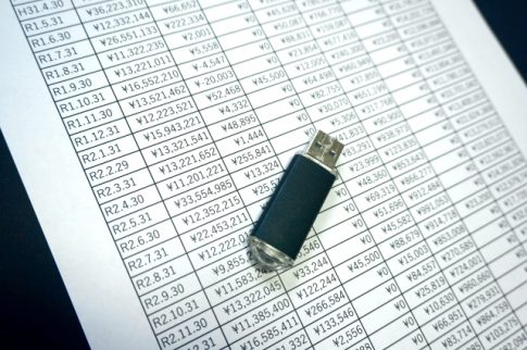 フォワーディング業のデータ保存