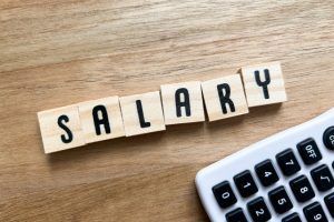 賃上げ　賃金　給与